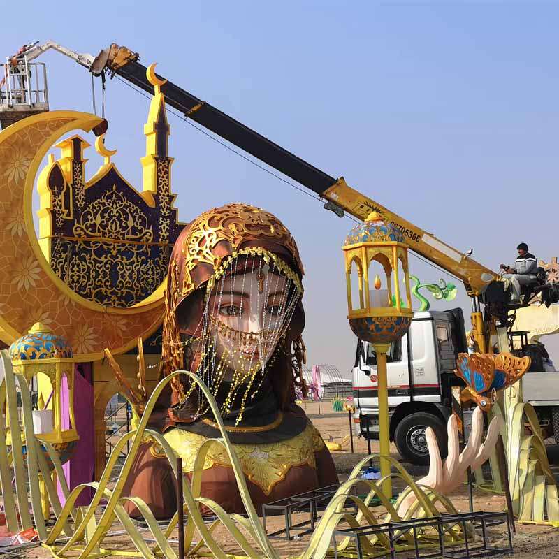 Arabic-Maiden-Lantern-Installation-Coast